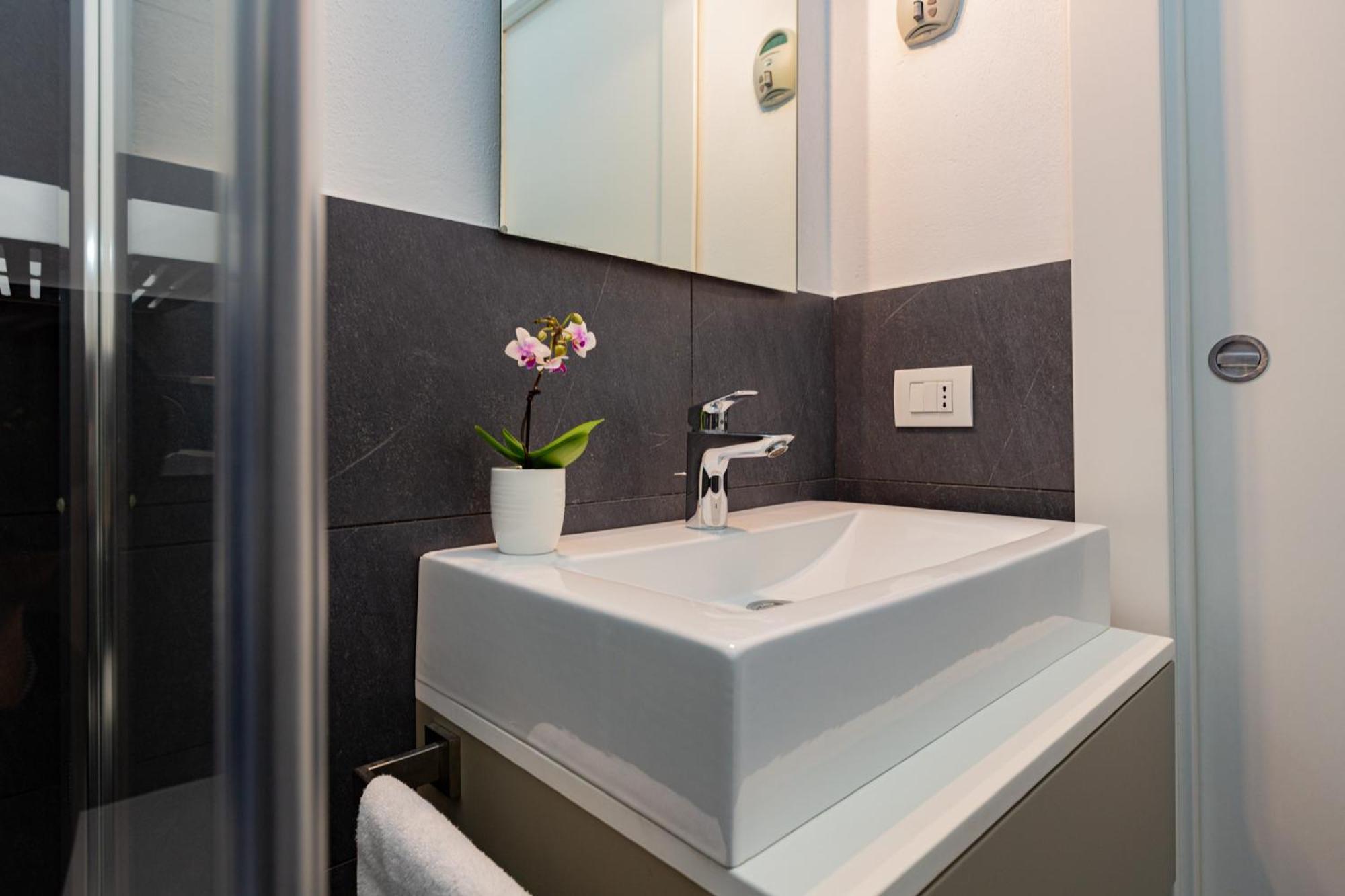 Premuda20 Milan Elegant Apartment Luaran gambar